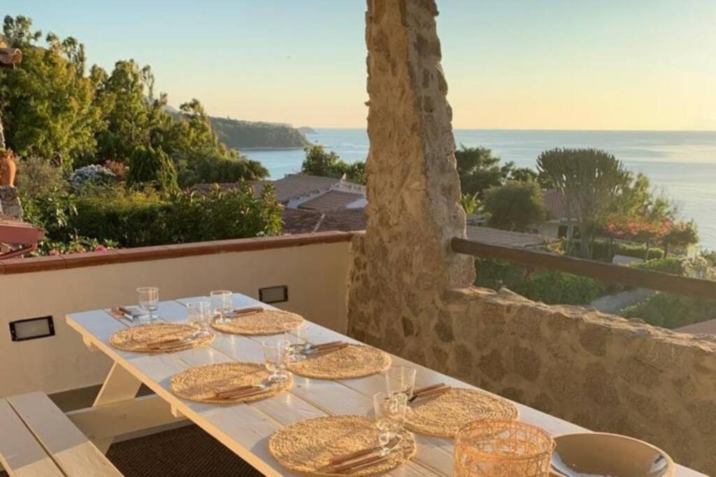 Boutique Apartment With Beach Within Walking Distance, Near Tropea Parghelia Εξωτερικό φωτογραφία