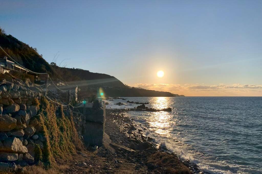 Boutique Apartment With Beach Within Walking Distance, Near Tropea Parghelia Εξωτερικό φωτογραφία